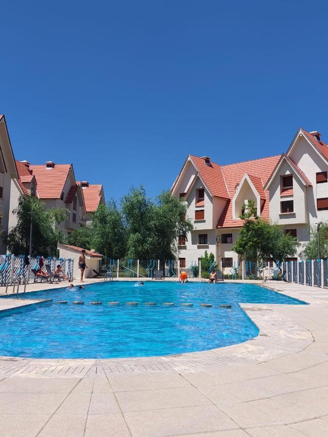 Ifrane Apartment With Swimming Pool מראה חיצוני תמונה